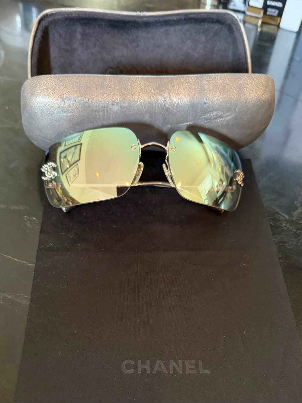 💯 AUTH | CHANEL 4017-D | ULTRA-RARE IRIDESCENT | RIMLESS DIAMOND CC SUNGLASSES - Picture 2 of 16